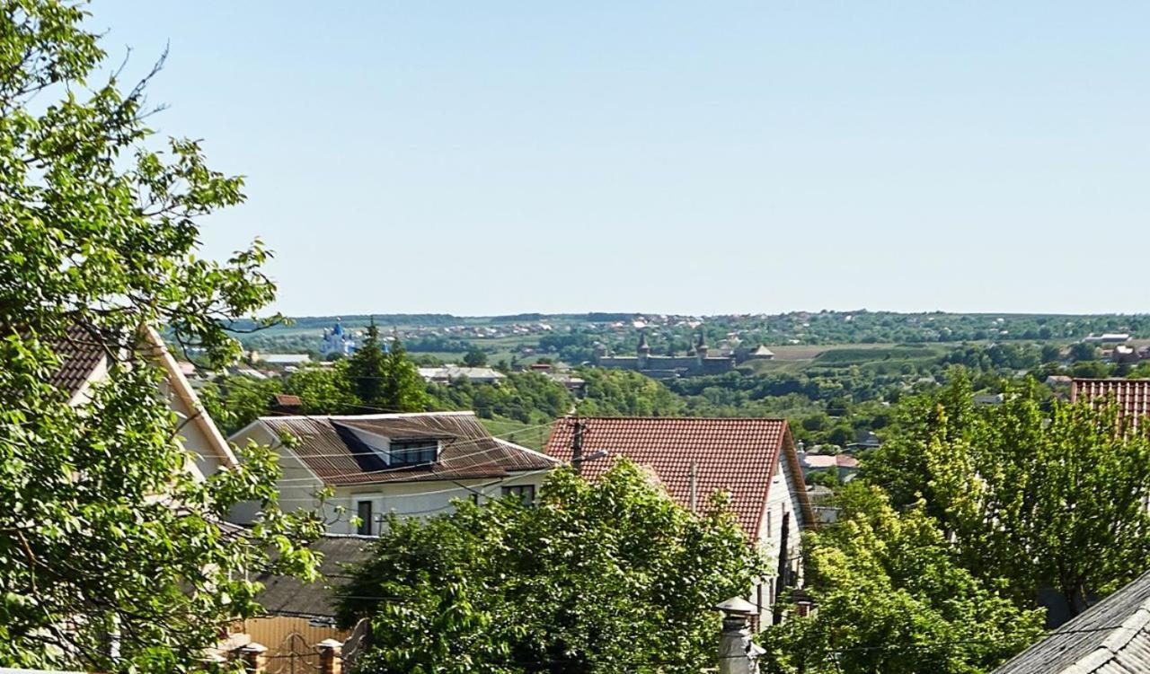 Domashniy Hotel Kamianets-Podilskyi Ngoại thất bức ảnh